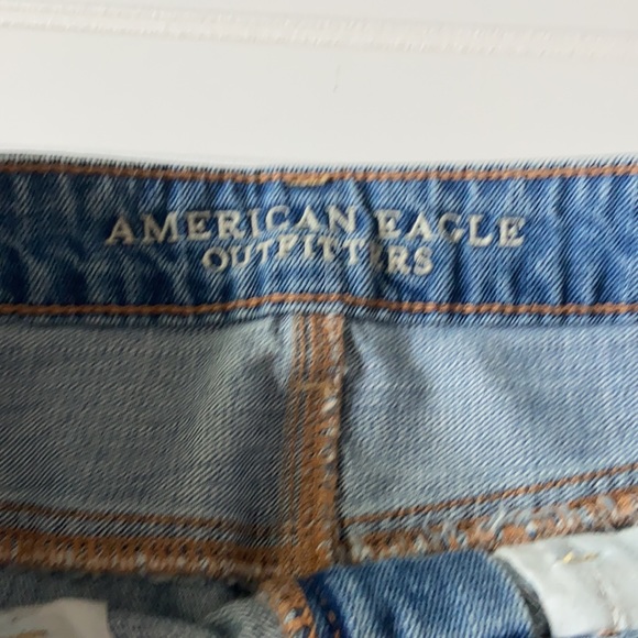 American Eagle Boy Midi Jean Shorts Size 4 - Picture 3 of 6